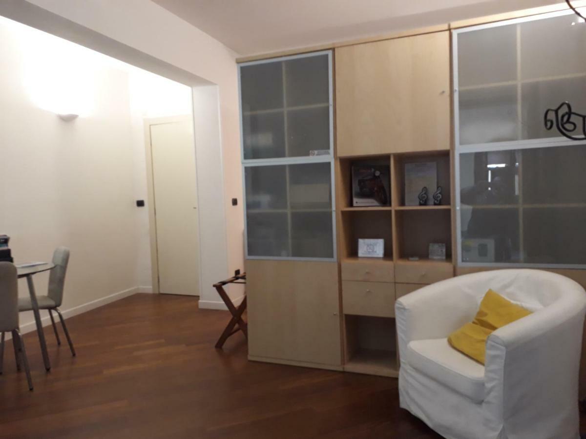 Suite Del Borgo - Affittacamere - Guest House Bologna Exterior foto